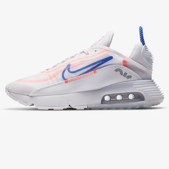 Nike Sneakers - Picture 3 of 16